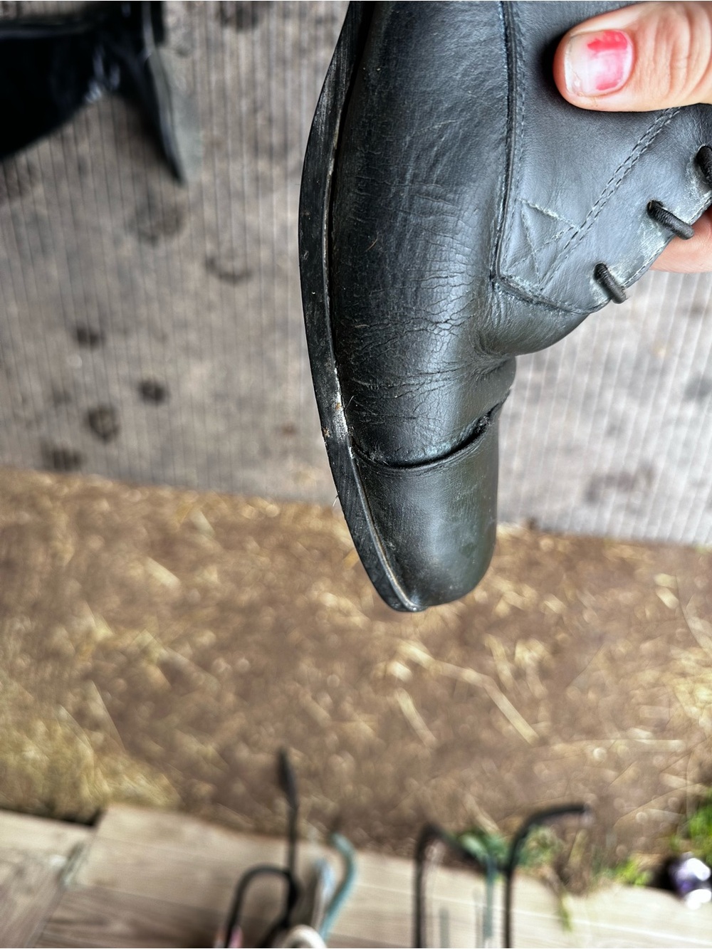 Ariat Field Boots- Schooling Condition - Picture 2 of 4
